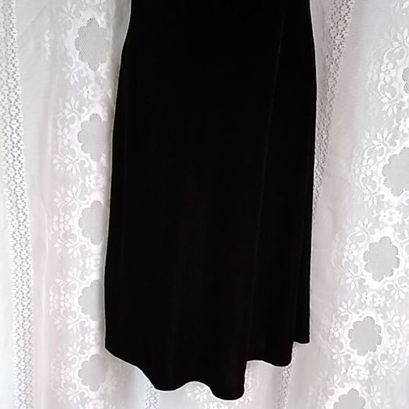 Connected Velvet Women's Dress Size 6 - Picture 3 of 11